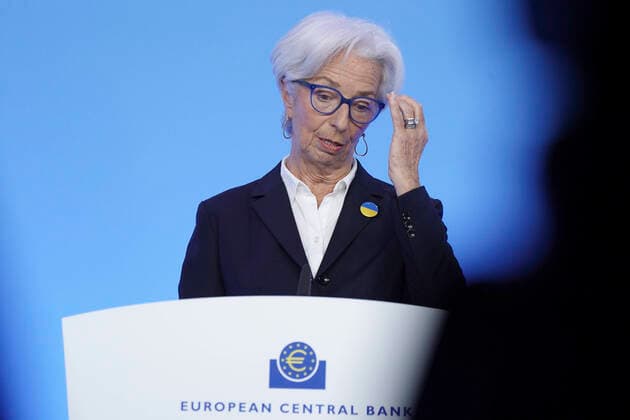 Bilder des Jahres 2022, News 03 März News Themen der Woche KW10 News Bilder des Tages Pressekonferenz der EZB Europaeische Zentralbank Aktuell, 10.03.2022, Frankfurt, Christine Lagarde Praesidentin der Europaeischen Zentralbank mit Handgeste bei der heutigen Pressekonferenz in der EZB Europaeischen Zentralbank in Frankfurt Frankfurt Hessen Deutschland *** ECB European Central Bank Press Conference News, 10 03 2022, Frankfurt, Christine Lagarde President of the European Central Bank with hand gesture at todays press conference at the ECB European Central Bank in Frankfurt Frankfurt Hesse Germany