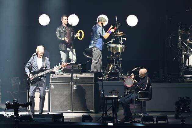10 03 22, Hannover, Genesis Phil Collins , Mike Rutherford and Co in the ZAG Arena in Hannover on the Expo area