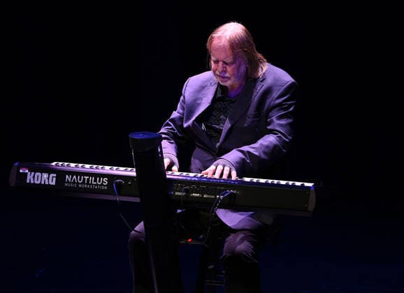 FORT LAUDERDALE FL - MARCH 11: Rick Wakeman performs during The Even Grumpier Old Rock Star Tour at The Broward Center for the Performing Arts on March 11, 2022 in Fort Lauderdale, Florida. Copyright: xmpi04x