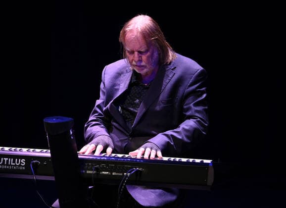 FORT LAUDERDALE FL - MARCH 11: Rick Wakeman performs during The Even Grumpier Old Rock Star Tour at The Broward Center for the Performing Arts on March 11, 2022 in Fort Lauderdale, Florida. Copyright: xmpi04x