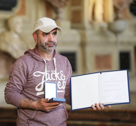 Award of the Bavarian Order of Merit by the Bavarian Minister President Dr Markus Söder Husein Alsamkari, Munich Bavaria Germany Antiquarium of the Residence