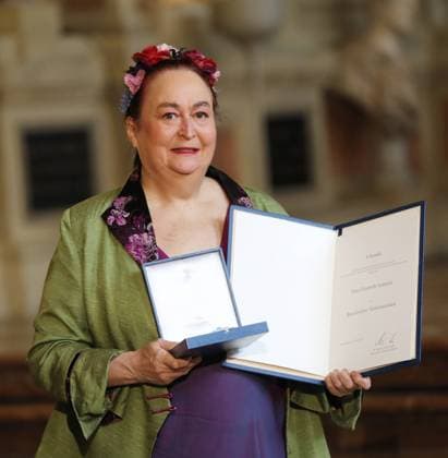 Award of the Bavarian Order of Merit by the Bavarian Minister President Dr Markus Söder Elisabeth Lizzy Aumeier, Munich Bavaria Germany Antiquarium of the Residenz