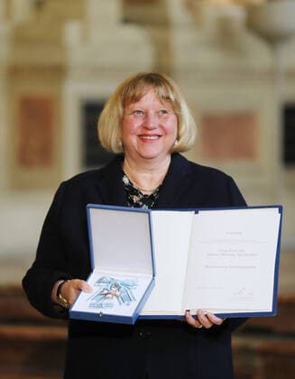 Award of the Bavarian Order of Merit by the Bavarian Minister President Dr Markus Söder Prof Dr Sabine Döring Manteuffel, Munich Bavaria Germany Antiquarium of the Residenz
