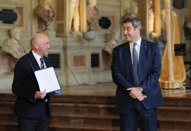 Award of the Bavarian Order of Merit by the Bavarian Prime Minister Dr Markus Söder Christian Neureuther and Markus Söder, Munich Bavaria Germany Antiquarium of the Residence