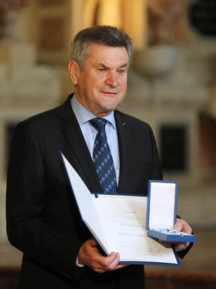 Award of the Bavarian Order of Merit by the Bavarian Minister President Dr Markus Söder Kilian Sendner, Munich Bavaria Germany Antiquarium of the Residence
