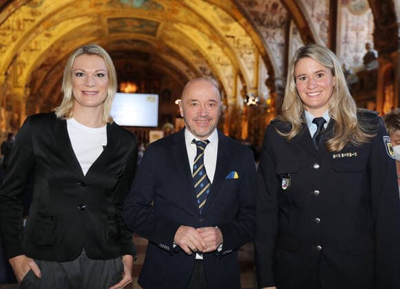 Award of the Bavarian Order of Merit by the Bavarian Prime Minister Dr Markus Söder from left Maria Höfl Riesch, Christian Neureuther, Natalie Geisenberger, Munich Bavaria Germany Antiquarium of the Residenz