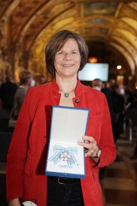 Award of the Bavarian Order of Merit by the Bavarian Minister President Dr Markus Söder Dr Ulrike Protzer, Munich Bavaria Germany Antiquarium of the Residenz