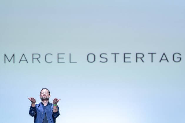 Entertainment Themen der Woche KW11 Entertainment Bilder des Tages 15.03.2022 xlakx,Entertainment Berlin Fashion Week 2022, Show Marcel Ostertag emspor v.l. Designer Marcel Ostertag Berlin *** 15 03 2022 xlakx,Entertainment Berlin Fashion Week 2022, Show Marcel Ostertag emspor v l Designer Marcel Ostertag Berlin