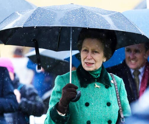 Entertainment Themen der Woche KW11 Entertainment Bilder des Tages Ladies Day at Cheltenham Festival - Day 2 Featuring: Princess Anne, Anne, Princess Royal Where: Cheltenham, Gloucestershire, United Kingdom When: 16 Mar 2022 Credit: John Rainford Cover Images **NOT AVAILABLE FOR PUBLICATION IN THE UK** Copyright: xx 51289035 EDITORIAL USE ONLY. NOT FOR USE BY NEWSPAPERS BASED IN THE UK.