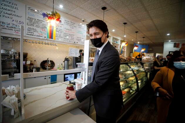 March 17, 2022, TORONTO, ON, Canada: Prime Minister Justin Trudeau buys a jar of borscht during a brief visit to Janchenko Bakery in Toronto, Thursday, March 17, 2022. TORONTO Canada  - ZUMAc35_ 20220317_zaf_c35_058 Copyright: xColexBurstonx
