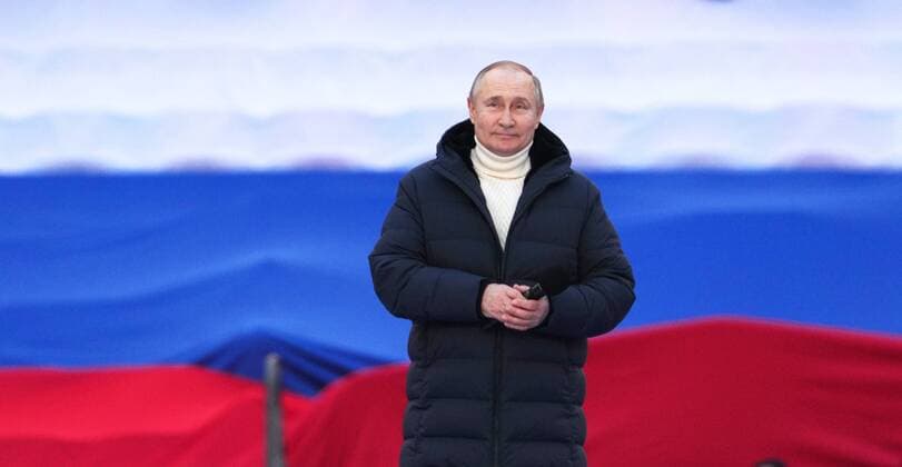 News Bilder des Tages Russia Crimea Reunification Anniversary 8143910 18.03.2022 Russian President Vladimir Putin addresses the audience during a concert marking the 8th anniversary of the referendum on the state status of Crimea and Sevastopol and its reunification with Russia, at Luzhniki Stadium in Moscow, Russia. Alexander Vilf Sputnik Moscow Russia  Copyright: xAlexanderxVilfx