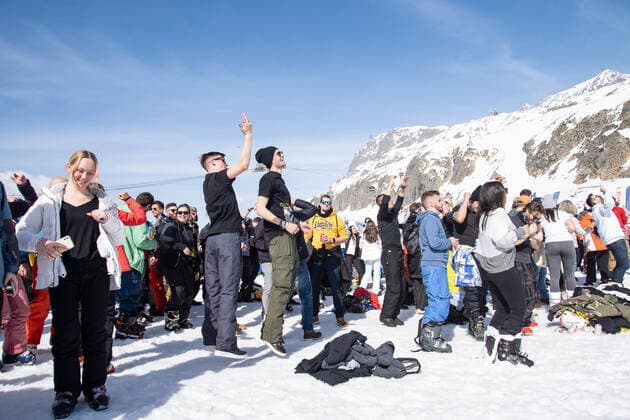 Illustration shows people enjoying the Crystal Garden stage at 2000 meters at the second edition of the Tomorrowland Winter 2022 music festival, Saturday 19 March 2022, in Alpe D Huez, France.  OLIVIERxVIN 23217040