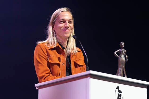 The talent award goes to Jesper Dalgaard for Kandis for Life The Bodil Prizes 2022 will be awarded at the Folketeatret in Copenhagen, Saturday 19 March 2022, Copenhagen Denmark  Copyright: fotograf@clausbech.dk ClausxBechx COP10274 spdk20220319-233012-L