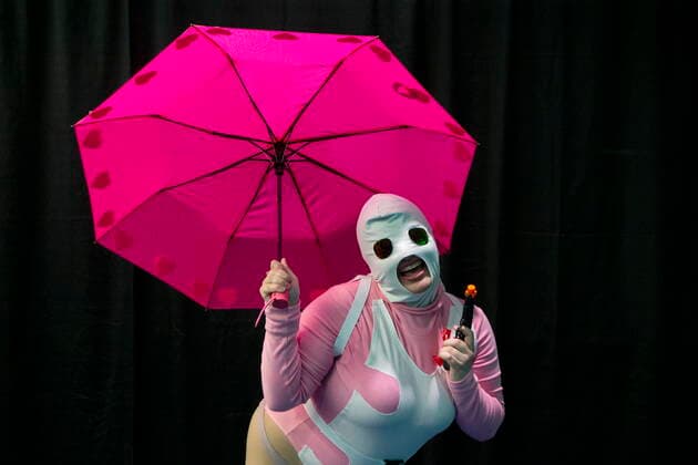 March 19, 2022, TORONTO, ON, CAN: Belina cosplays at Gwenpool from Marvel at Toronto Comicon on Saturday , March 19, 2022. The event returns for the first time since 2019 due to COVID-19 restrictions. TORONTO CAN  - ZUMAc35_ 20220319_zaf_c35_091 Copyright: xChrisxYoungx