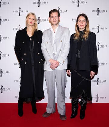 Simon Bennebjerg on the red carpet The Bodil Prizes 2022 will be awarded at the Folketeatret in Copenhagen, Saturday 19 March 2022, Copenhagen Denmark  Copyright: fotograf@clausbech.dk ClausxBechx COP10274 spdk20220320-105101-L