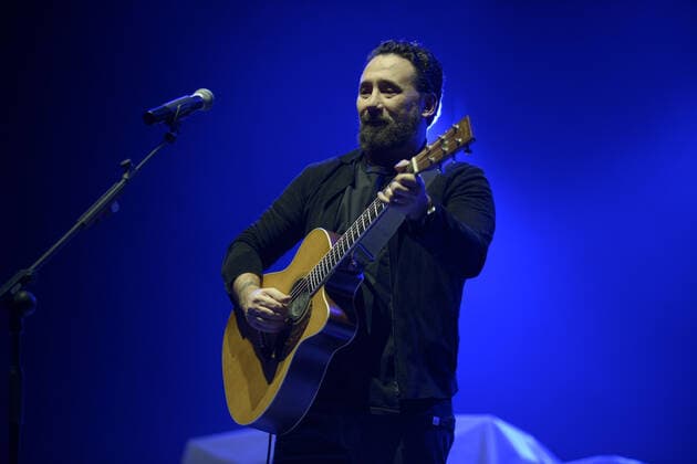 Italy: Tiromancino Performs in Padua Federico Zampaglione s band Tiromancino returns to the most important Italian theaters to give the public a unique and exciting show built around the long list of successes that have marked the thirty-year career of the Roman singer-songwriter to which the latest unpublished songs published in the new album will be added. . Padua Italy Copyright: MarianoxMontella
