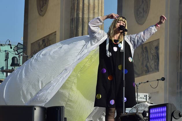 Sound of Peace Mia, Mitze Katz at SOUND OF PEACE The big peace event in front of the Brandenburg Gate on 20 06 2022 Photopress Mueller