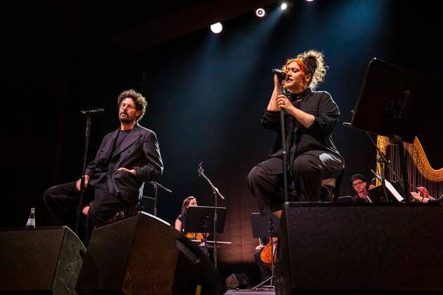 Max Herre Mikis Takeover Ensemble live at the theater Erfurt Erfurt, 20 03 2022 Foto:xM.xKremerx xFuturexImage