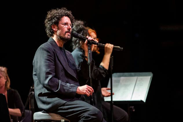 Max Herre Mikis Takeover Ensemble live at the theater Erfurt Erfurt, 20 03 2022 Foto:xM.xKremerx xFuturexImage