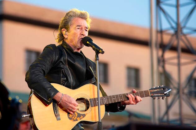 Peter Maffay at the rally and peace concert Sound Of Peace against the war in Ukraine at the Brandenburg Gate Berlin, 20 03 2022 Foto:xC.xBehringx xFuturexImage