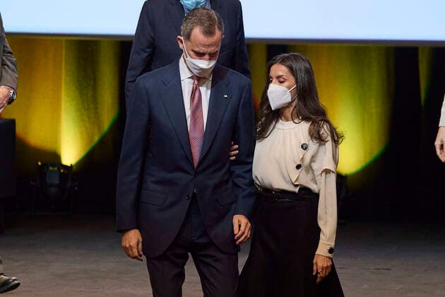 21-03-2022 Valencia Queen Letizia and King Felipe attend the presentation of the 2021 national innovation and design awards at the palacio de congresos in Valencia. No Spain Â  Copyright: xPPEx