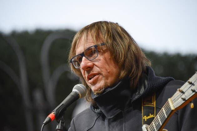 Giovanni Del Grillo, artist during Together for Peace , anti war demonstration in Piazza San Govanni, News in Rome, Italy, March 20 2022  Copyright: xGloriaxImbrognox xipa-agency.netx xx 0