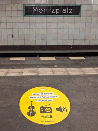 KLassik in the underground This underground station can be heard Thank you, Klassik Radio The BVG sounds the underground station Moritzplatz in Berlin Kreuzberg with classical music Berlin Friedrichshain Kreuzberg Berlin Germany