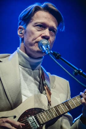 Darling West live in Z?rich, Switzerland Z?rch, Switzerland. 23rd, March 2022. The Norwegian folk and country band Darling West performs a live concert at Komplex 457 in Z?rich. Here singer and musician Tor Egil Kreken is seen live on stage. Z?rich Switzerland  Copyright: xGonzalesxPhoto TilmanxJentzschx