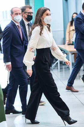 Königin Letizia ehrt Gewinner des Stiftung Prinzessin von Girona Preises in Guadalajara 24-03-2022 Queen Letizia attend announcement of the winner of the 2022 princess of Girona foundation, in the category business, at Espacio TYCE in Guadalajara. No Spain Â  Copyright: xPPEx