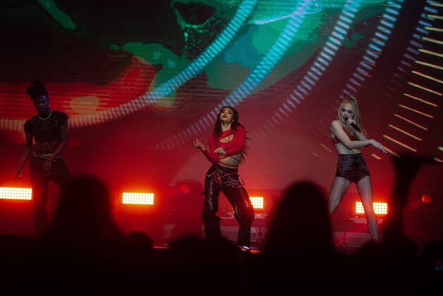 RIO DE JANEIRO, RJ - 24.03.2022: SHOW NOW UNITED NO RIO DE JANEIRO - The Future X group opens the Now United Show, which performs with sold out tickets at Jeunesses Arena, in Rio de Janeiro. The show is part of the & 39;Wave Your Flag World Tour& 39; tour that passes through six capitals of the country. x2184676x  CristianexMota