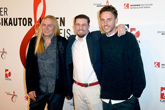 Uwe Hassbecker, Prinz Pi and Clueso at the 13 German Music Authors Award of GEMA 2022 at The Ritz Carlton Hotel Berlin, 24 03 2022 Foto:xF.xKernx xFuturexImage