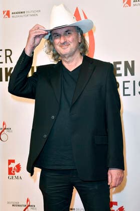 Mark Bender at the 13 German Music Authors Award of GEMA 2022 at The Ritz Carlton Hotel Berlin, 24 03 2022 Foto:xN.xKubelkax xFuturexImage