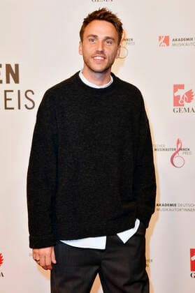 Clueso at the 13 German Music Authors Award of the GEMA 2022 at the Hotel The Ritz Carlton Berlin, 24 03 2022 Foto:xN.xKubelkax xFuturexImage