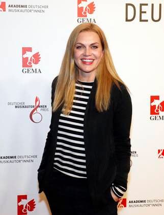 Anna Loos at the award ceremony for the German Music Authors Prize 2022 at the Hotel RITZ CARLTON Berlin Editorial Laurent, Berlin 24 03 22
