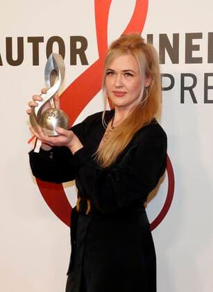 Prize winner Audiovisual Dascha Dauenhauer at the award ceremony German Music Authors Award 2022 at the Hotel RITZ CARLTON in Berlin Editorial Laurent, Berlin 24 03 22