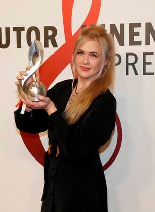 Prize winner Audiovisual Dascha Dauenhauer at the award ceremony German Music Authors Award 2022 at the Hotel RITZ CARLTON in Berlin Editorial Laurent, Berlin 24 03 22