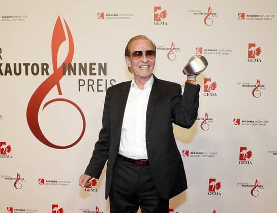 Prize winner Michael Holm at the award ceremony for the German Music Authors Prize 2022 at the Hotel RITZ CARLTON Berlin Redaktion Laurent, Berlin 24 03 22