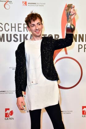 Ole Hübner at the 13 German Music Authors Award of GEMA 2022 at The Ritz Carlton Hotel Berlin, 24 03 2022 Foto:xN.xKubelkax xFuturexImage