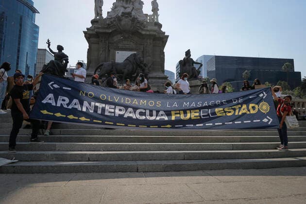 Global Climate Strike In Mexico Protesters hold a placard on March 25, 2022. Members of different anti-racist, anti-capitalist groups and members of native peoples carried out a march as part of a Global Climate Strike against Capital in Mexico City, Mexico. Mexico City Mexico  Copyright: xGuillermoxGutiÃ rrezx originalFilename: gutierrez-notitle220325_npIgc.jpg