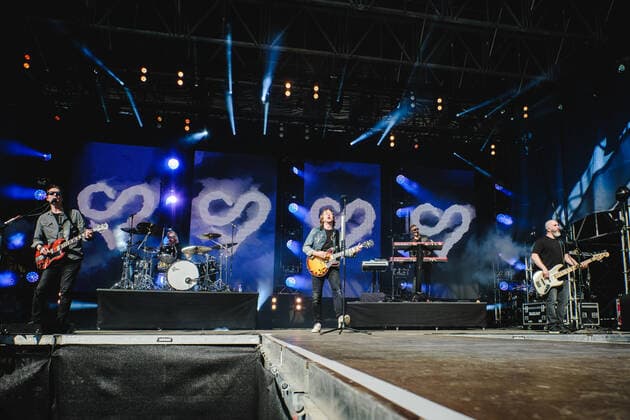 Sunrise Avenue live at SnowpenAir 2022, Grindelwald, Switzerland Grindelwald, Switzerland. March 26th, 2022. The Finnish rock band Sunrise Avenue performs a live concert during SnowpenAir 2022 at Jungfrau in Grindelwald. Here singer and musician Samu Aleksi Haber is seen live on stage with the rest of the band. Grindelwald Switzerland  Copyright: xGonzalesxPhoto TilmanxJentzschx