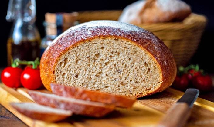 27.03.2022, Brot und Bäckereierzeugnisse wird durch den Ukraine-Krieg bald teurer werden, aufgrund fehlender Weizen-Ernte in der Ukriane 27.03.2022, Brot wird teurer 27.03.2022, Brot wird teurer *** 27 03 2022, Bread and bakery products will soon become more expensive due to Ukraine war, due to lack of wheat harvest in the Ukriane 27 03 2022, Bread will become more expensive 27 03 2022, Bread will become more expensive