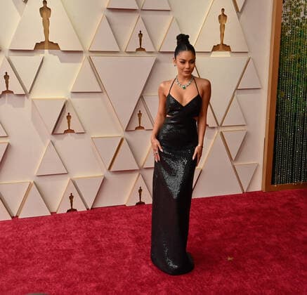 Vanessa Hudgens arrives for the 94th annual Academy Awards at the Dolby Theatre in the Hollywood section of Los Angeles on Sunday, March 27, 2022.  LAP2022032714 JIMxRUYMEN