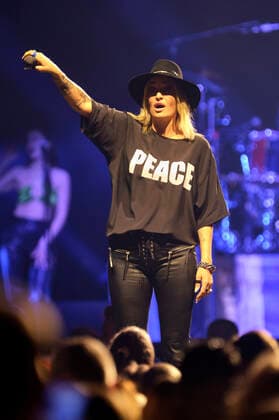 Sarah Connor live at a concert of her Herz Kraft Werke Tour at ZAG Arena Hannover, 27 03 2022 Foto:xU.xStammx xFuturexImage