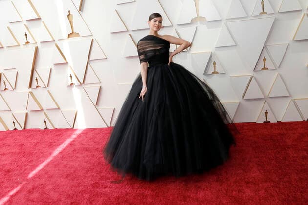 March 27, 2022, Los Angeles, CA, USA: LOS ANGELES - MAR 27: Sofia Carson at the 94th Academy Awards at Dolby Theater on March 27, 2022 in Los Angeles, CA Los Angeles USA - ZUMAnc22 20220327_zaa_nc22_071 Copyright: xKathyxHutchinsx