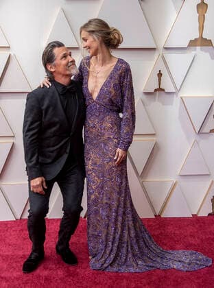 Kathryn Boyd Brolin and Josh Brolin pose on the red carpet upon arrival at the Oscars at the Dolby Theater in Los Angeles, California, USA, 27 March 2022. EFE Javier Rojas Academy Oscar Awards !ACHTUNG: NUR REDAKTIONELLE NUTZUNG!  Copyright: xJavierxRojasx AME6561 20220328-241c9ccf48ea57796ad98f635d65da7161889984