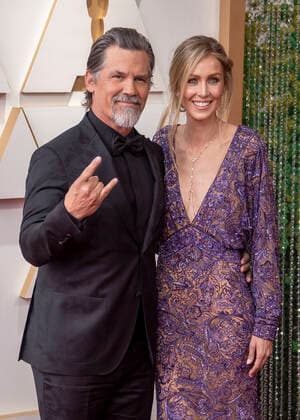 Kathryn Boyd Brolin and Josh Brolin pose on the red carpet upon arrival at the Oscars at the Dolby Theater in Los Angeles, California, USA, 27 March 2022. EFE Javier Rojas Academy Oscar Awards !ACHTUNG: NUR REDAKTIONELLE NUTZUNG!  Copyright: xJavierxRojasx AME6562 20220328-ea7f65f13b605f54dbff0508763c262975f99cdf