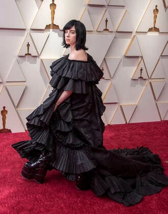 Billie Eilish poses on the red carpet upon arrival at the Oscars at the Dolby Theater in Los Angeles, California, USA, 27 March 2022. EFE Javier Rojas Academy Oscar Awards !ACHTUNG: NUR REDAKTIONELLE NUTZUNG!  Copyright: xJavierxRojasx AME6711 20220328-20cdec89346c1f55b8da6b1967fdd620181cc4b7