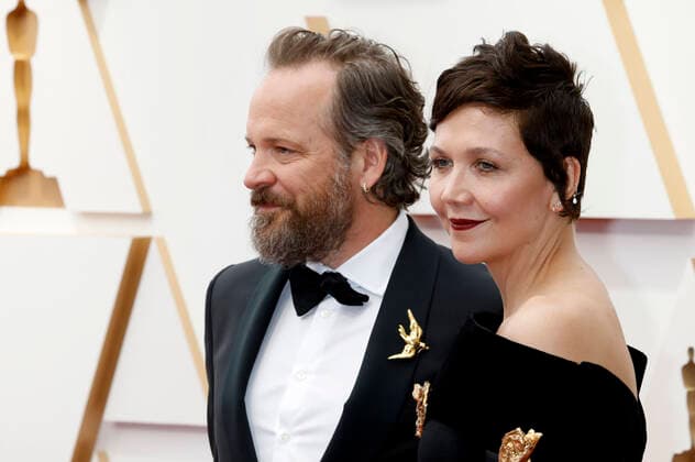 Peter Sarsgaard with wife Maggie Gyllenhaal at the 2022 94th Annual Academy Awards at the Dolby Theatre at Hollywood Highland Center Los Angeles, 27 03 2022. Foto:xD.xBedrosianx xFuturexImage