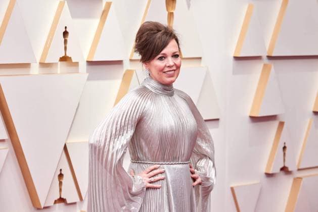 OscarÂ® nominee Olivia Colman arrives on the red carpet of the 94th OscarsÂ® at the Dolby Theatre at Ovation Hollywood in Los Angeles, CA, on Sunday, March 27, 2022.  Copyright: xx 34342-585THA