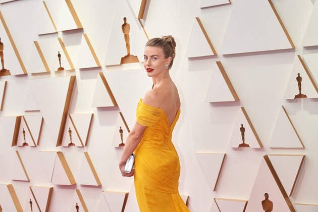 Julianne Hough arrives on the red carpet of the 94th OscarsÂ® at the Dolby Theatre at Ovation Hollywood in Los Angeles, CA, on Sunday, March 27, 2022.  Copyright: xx 34342-829THA